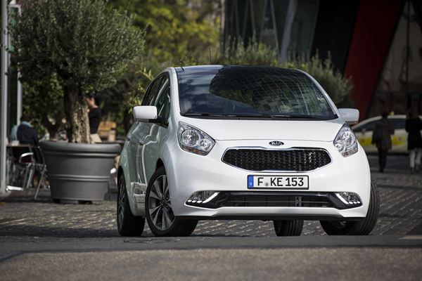 Le minispace urbain Kia Venga inaugure un nouveau look