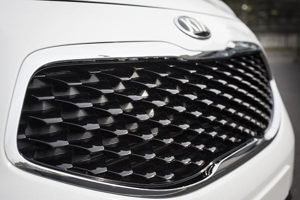 Le minispace urbain Kia Venga inaugure un nouveau look