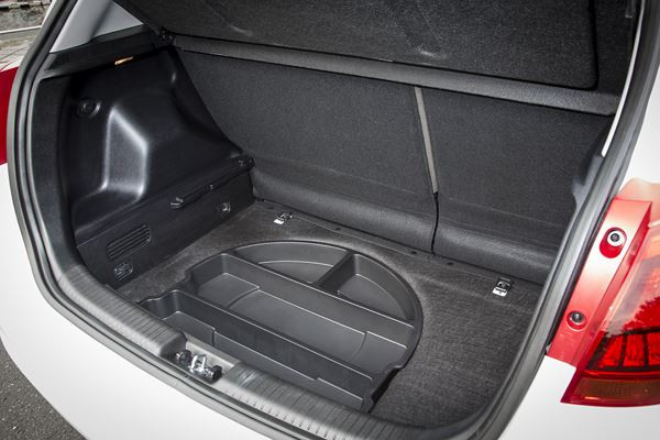 Le minispace urbain Kia Venga inaugure un nouveau look
