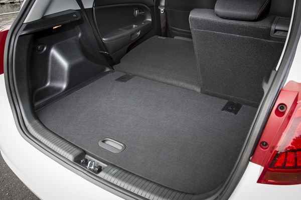 Le minispace urbain Kia Venga inaugure un nouveau look
