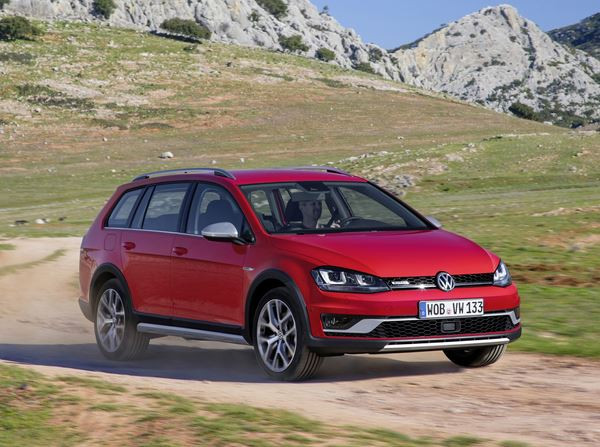 La Volkswagen Golf Alltrack sort des sentiers battus