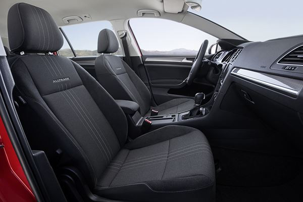 La Volkswagen Golf Alltrack sort des sentiers battus