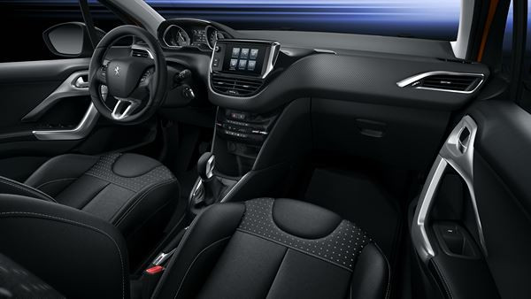 La nouvelle Peugeot 208 affiche un style sportif et racé