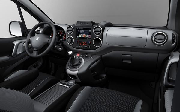 Le Peugeot Partner Tepee s'offre un design réaffirmé
