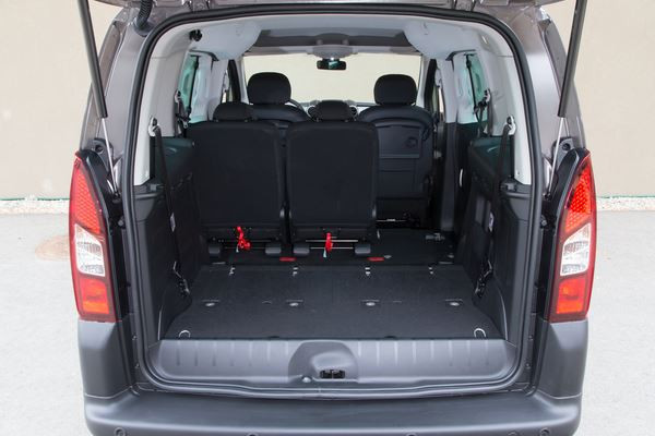 Le Peugeot Partner Tepee s'offre un design réaffirmé