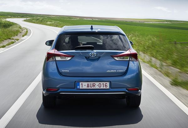 Une Toyota Auris au style plus affirmé dotée de nouvelles motorisations