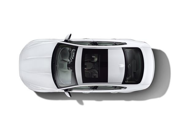 Jaguar XE: une berline à propulsion de taille moyenne au style dynamique