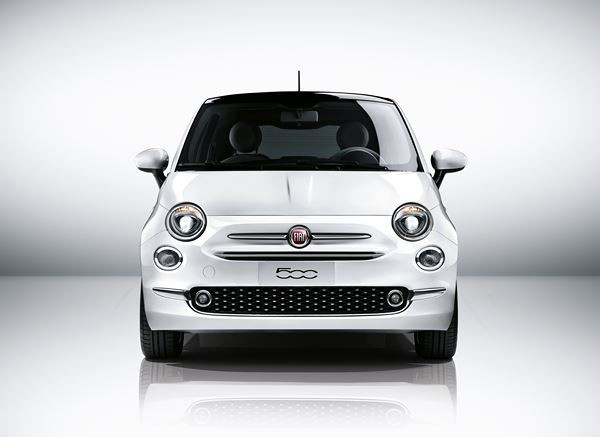 La Fiat 500 "restylée" démarre à partir de 12 490 euros
