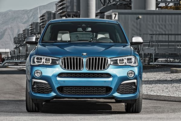 La nouvelle BMW X4 M40i entre en piste