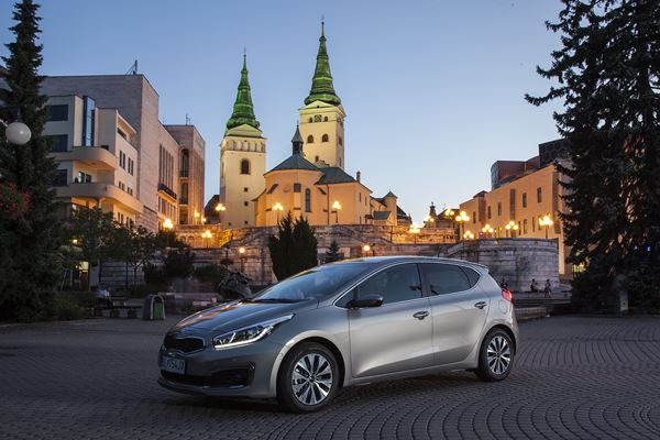 La Kia cee’d restylée embarque des motorisations retravaillées