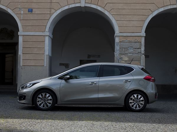 La Kia cee’d restylée embarque des motorisations retravaillées