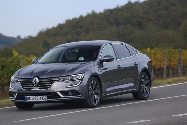 La grande berline quatre portes Renault Talisman à l'épreuve du marché