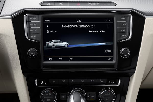 La Volkswagen Passat GTE hybride rechargeable soigne ses consommations