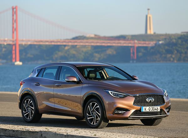 La berline compacte Infiniti Q30 revendique sa différence