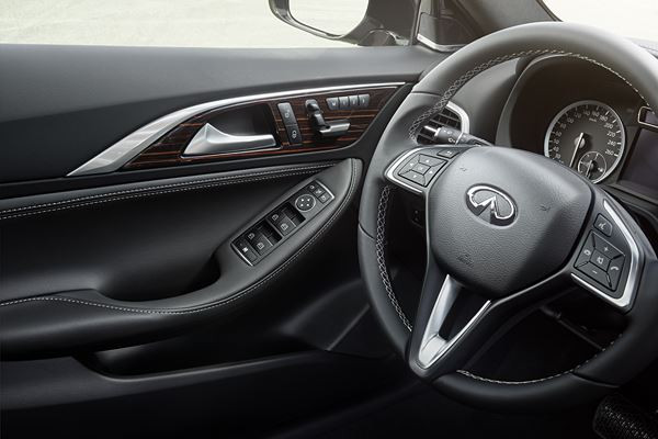 La berline compacte Infiniti Q30 revendique sa différence