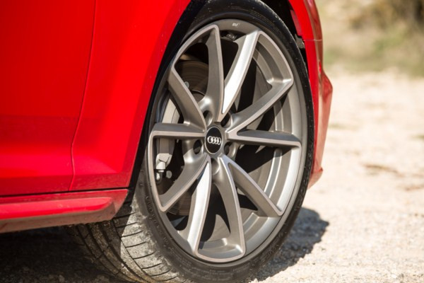 Une nouvelle Audi A4 efficiente taillée pour la route