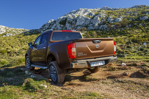 Le Nissan Navara adopte un large éventail de technologies d'aide à la conduite