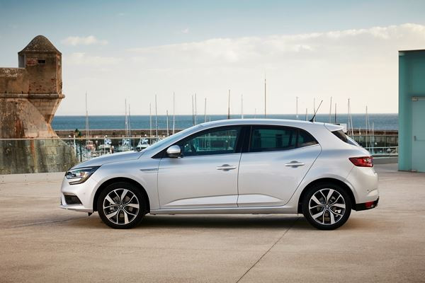 La Renault Mégane adopte plusieurs technologies d’aides à la conduite