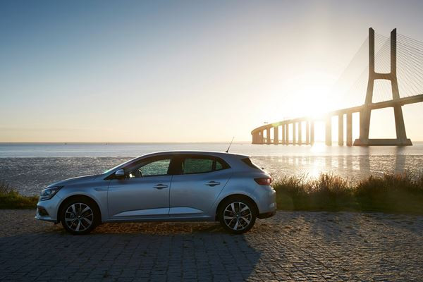 La Renault Mégane adopte plusieurs technologies d’aides à la conduite