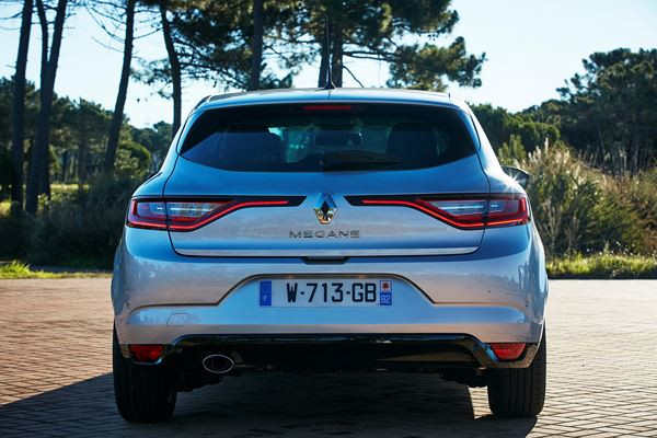 La Renault Mégane adopte plusieurs technologies d’aides à la conduite