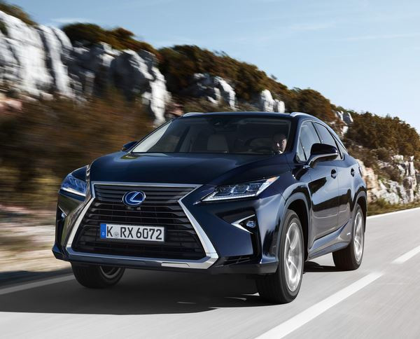 Un Lexus RX de quatrième génération au style audacieux