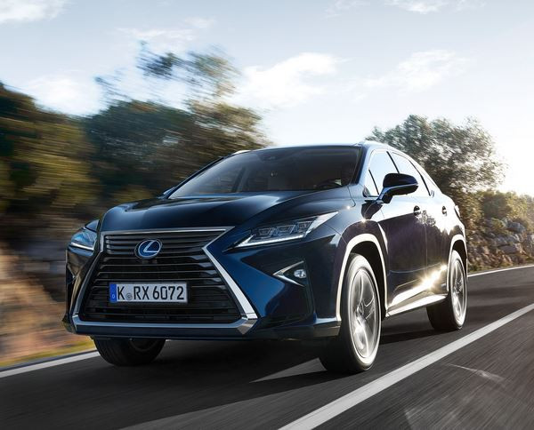 Un Lexus RX de quatrième génération au style audacieux