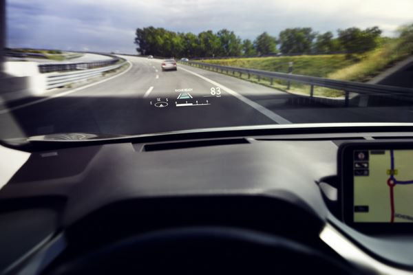 Un Lexus RX de quatrième génération au style audacieux