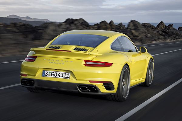La nouvelle Porsche 911 Turbo S affiche une puissance de 580 ch