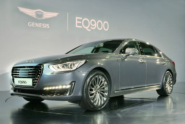 La grande berline de luxe Genesis G90 promet un confort de première classe