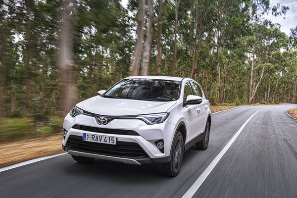 Le Toyota RAV4 restylé adopte un style plus expressif