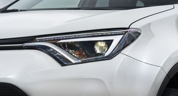 Le Toyota RAV4 restylé adopte un style plus expressif