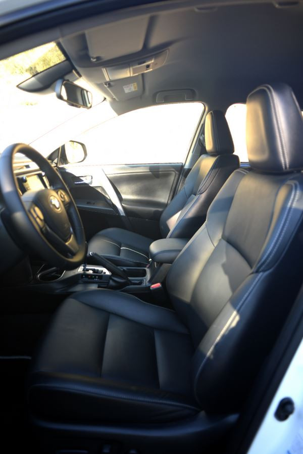Le Toyota RAV4 restylé adopte un style plus expressif