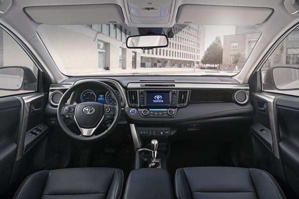 Le Toyota RAV4 se met à l'hybride