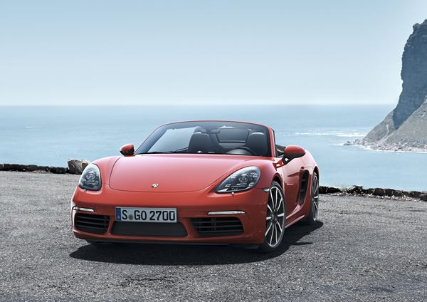Le roadster Porsche 718 Boxster embarque un moteur turbo quatre cylindres à plat
