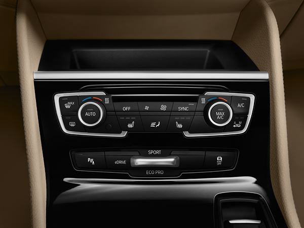 La BMW 225xe Active Tourer embarque une motorisation hybride rechargeable