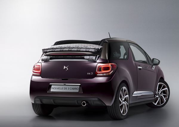 La DS 3 Cabrio joue la carte de la séduction dans l’univers du luxe à la française