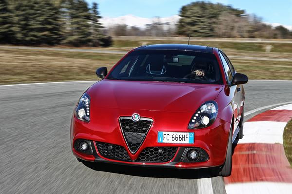 L'Alfa Romeo Giulietta revendique un caractère esthétique plus sportif