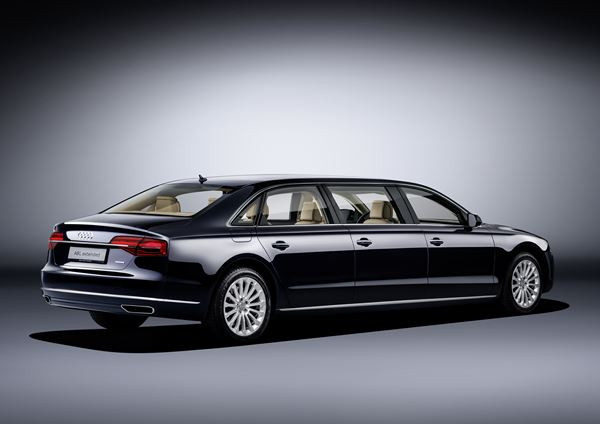 Audi A8 L extended: une limousine premium de 6,36 mètres