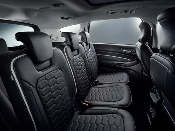 Le Ford S-Max se décline dans la version haut de gamme Vignale