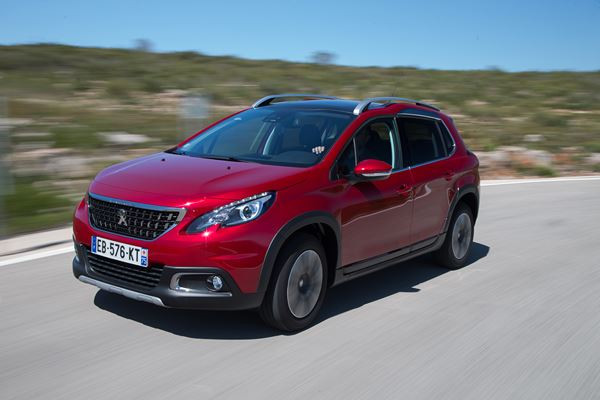 La Peugeot 2008 restylée affiche un design affirmé de SUV robuste