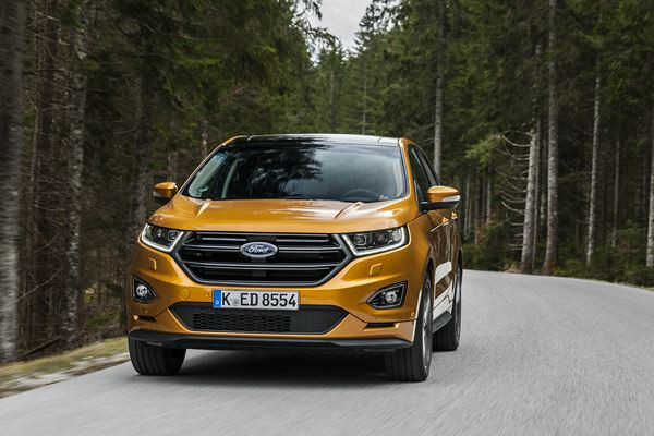 Le grand SUV Ford Edge traverse l'Atlantique