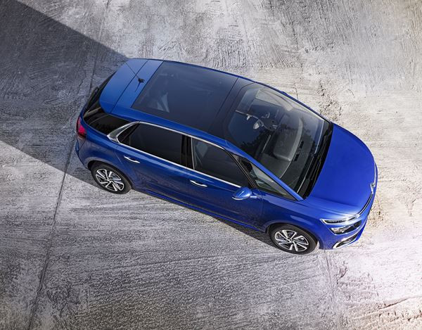 Le Citroën C4 Picasso restylé en approche