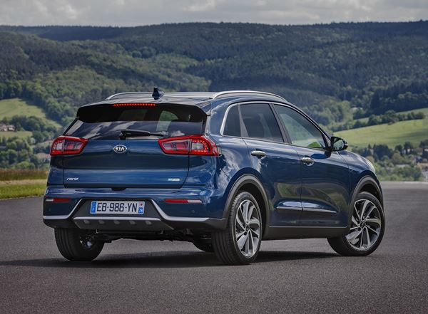 Le crossover Kia Niro hybride essence affiche de faibles consommations