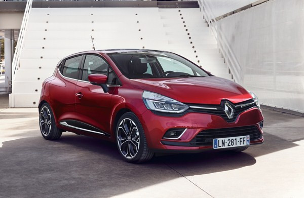 La Renault Clio se renouvelle très légèrement
