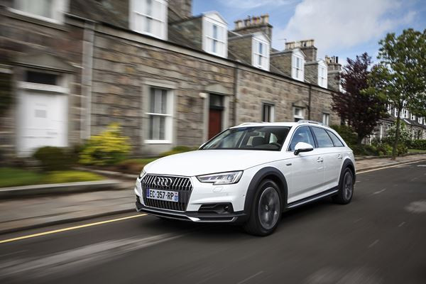 L'Audi A4 Allroad adopte un style baroudeur et une transmission intégrale