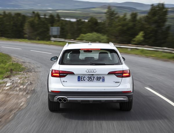 L'Audi A4 Allroad adopte un style baroudeur et une transmission intégrale