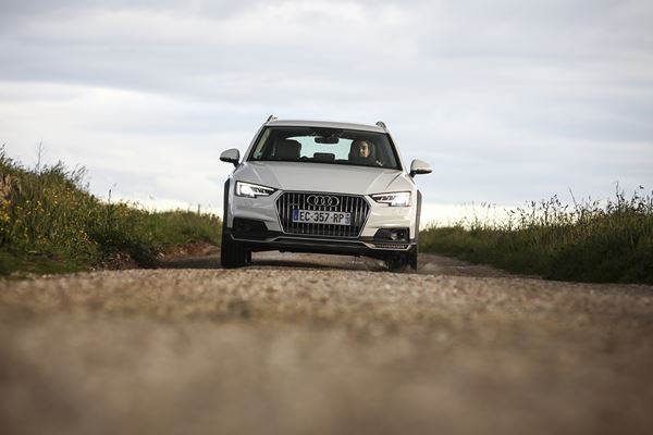 L'Audi A4 Allroad adopte un style baroudeur et une transmission intégrale