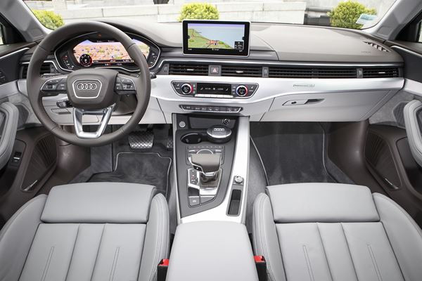 L'Audi A4 Allroad adopte un style baroudeur et une transmission intégrale