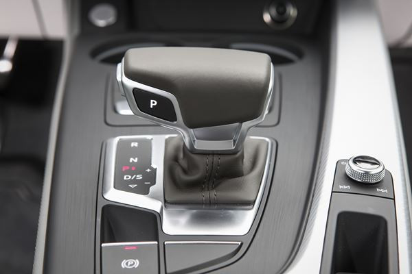 L'Audi A4 Allroad adopte un style baroudeur et une transmission intégrale