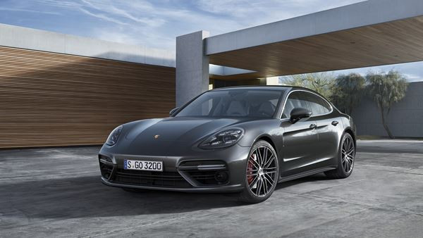 La nouvelle Porsche Panamera conjugue performances, luxe et confort